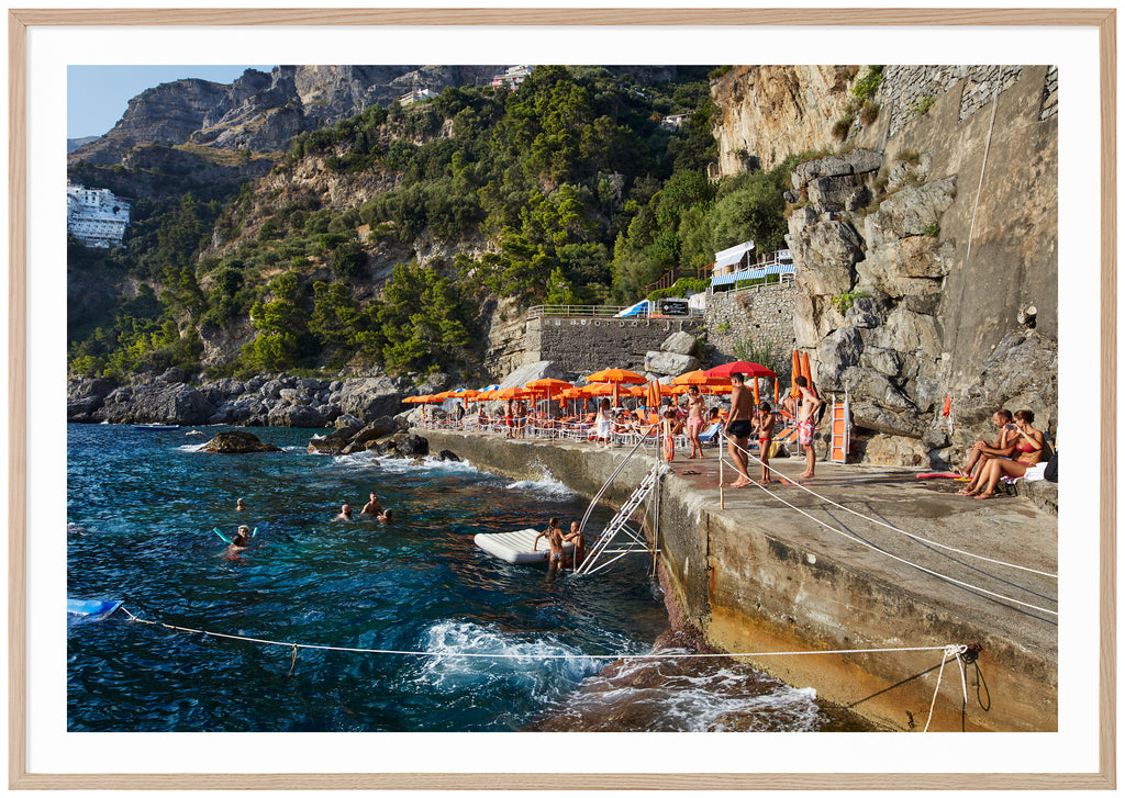 One Fire Beach I Praiano, en italiensk sommardröm.  Ekram