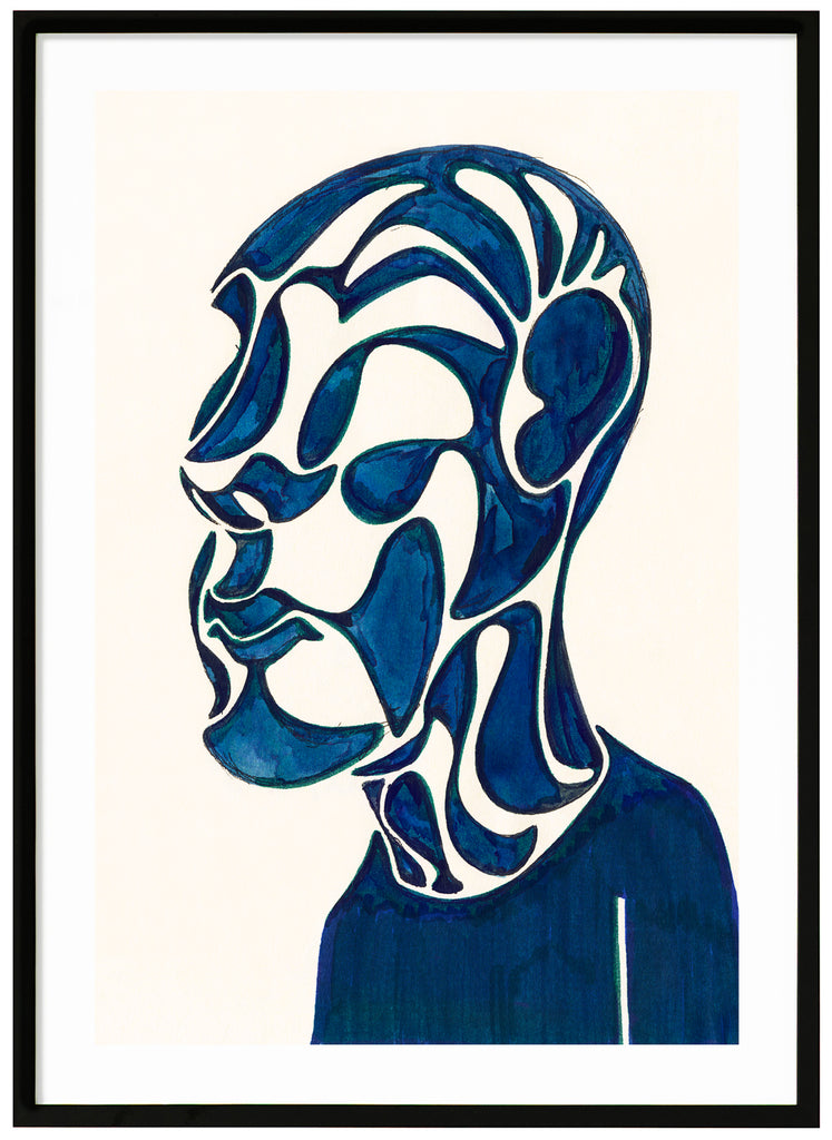 Poster av halvabstrakt blå figur och vit bakgrund. Svart ram.