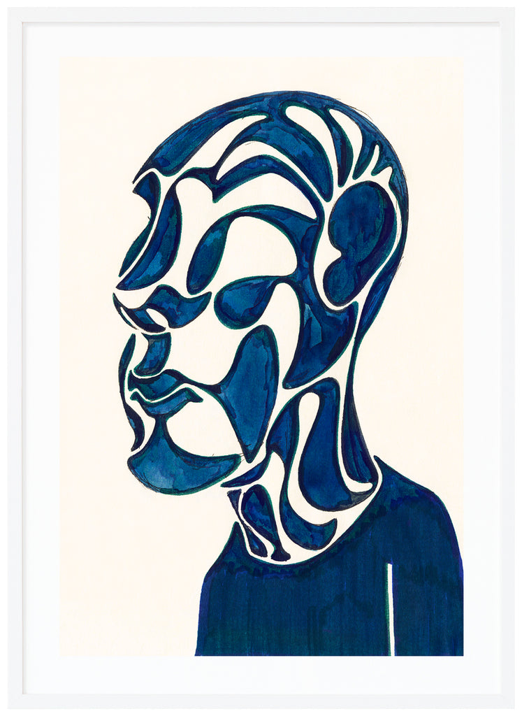 Poster av halvabstrakt blå figur och vit bakgrund. Vit ram.
