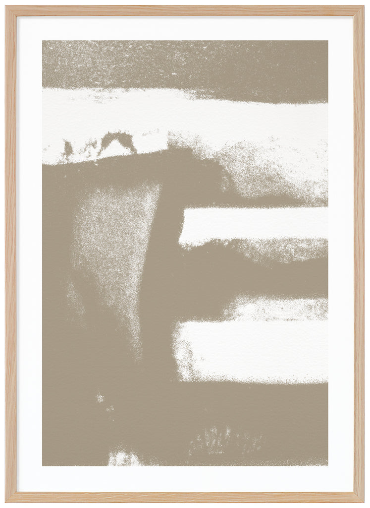 Poster av abstrakt motiv i beige/grå färg. Vit bakgrund. Stående format. Ekram.