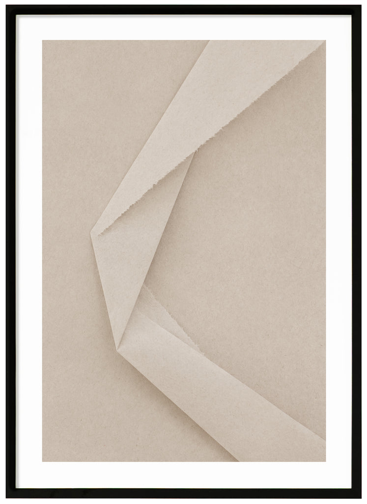 Grafisk beige poster. Svart ram.