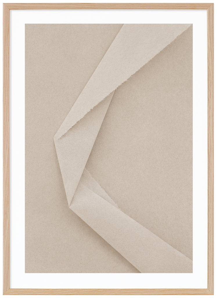 Grafisk beige poster. Ekram. 